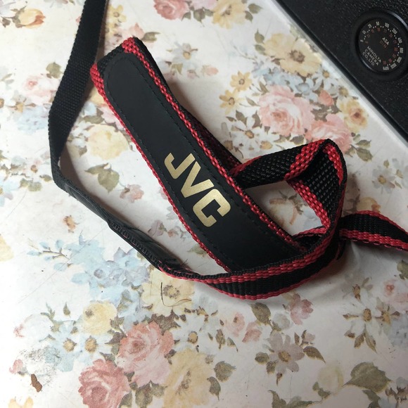 Vintage 1970s Minolta SRT 200 with Soligor Wide Auto Lens - Picture 6 of 8